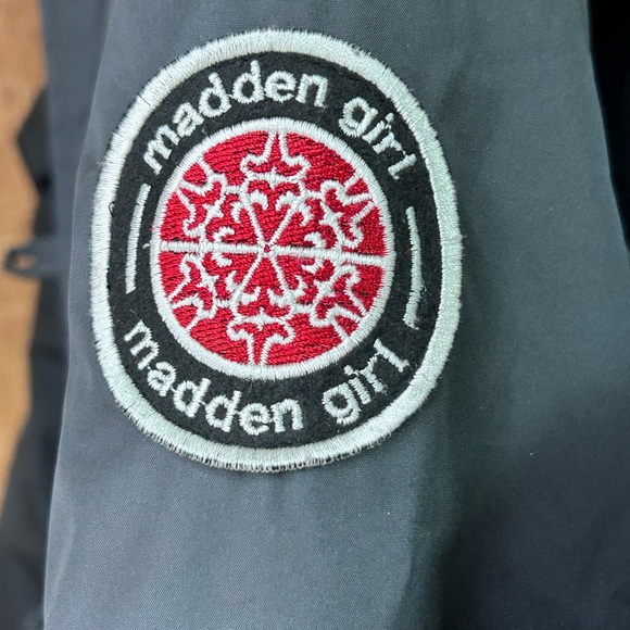 Madden Girl Black Hooded Winter Coat Jacket Faux Fur Trim Size S/P - Picture 5 of 15